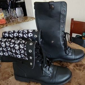 Jack head patterned zip up combat boot with laces